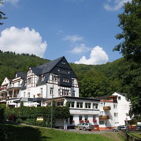 Bertricher Hof Hotel Garni Бад Бертрих Екстериор снимка