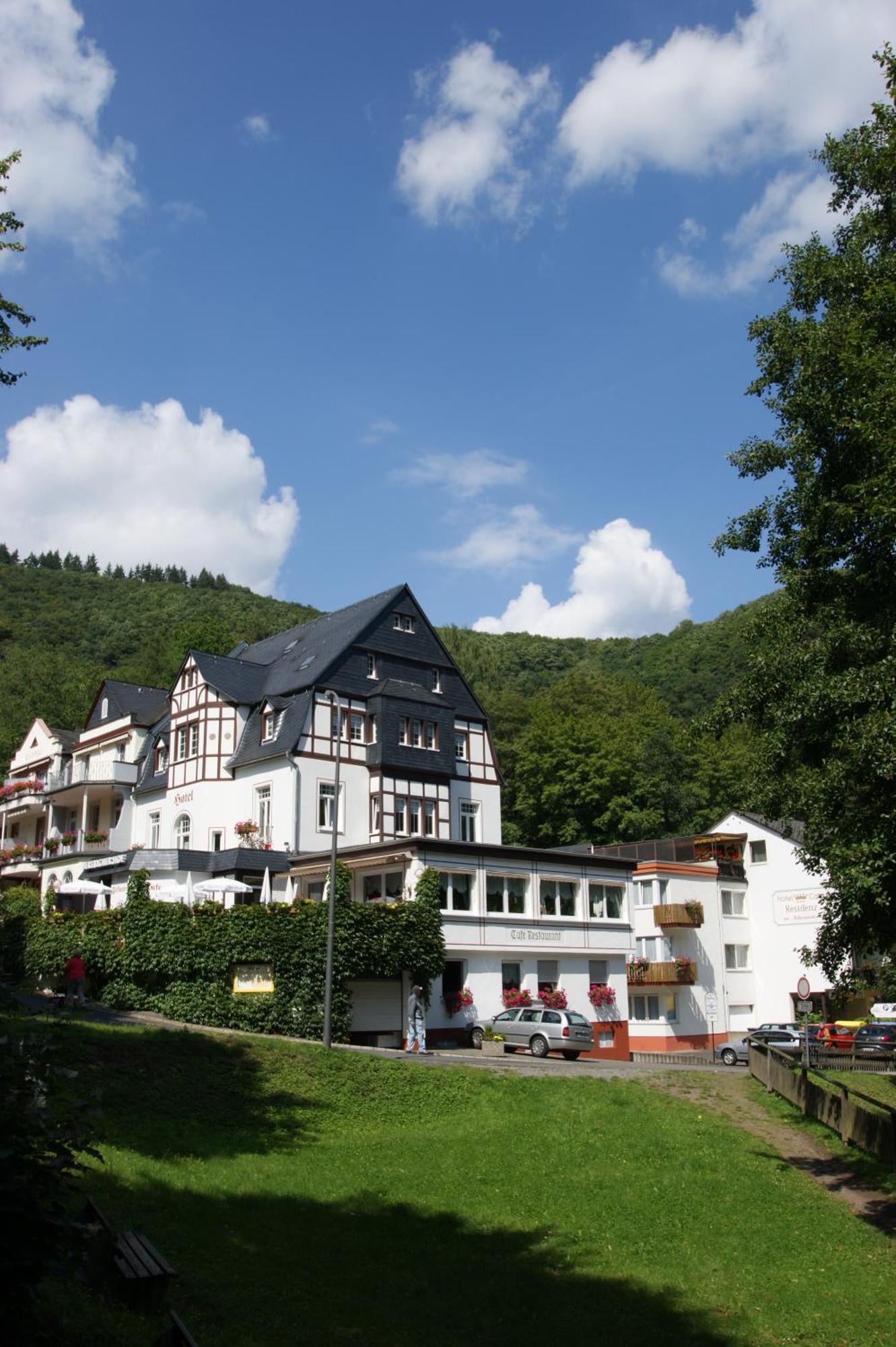Bertricher Hof Hotel Garni Бад Бертрих Екстериор снимка