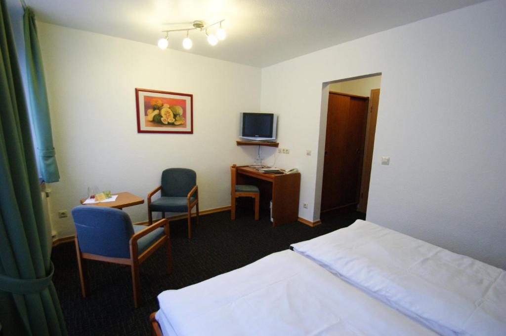 Bertricher Hof Hotel Garni Бад Бертрих Стая снимка