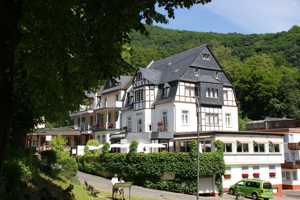 Bertricher Hof Hotel Garni Бад Бертрих Екстериор снимка