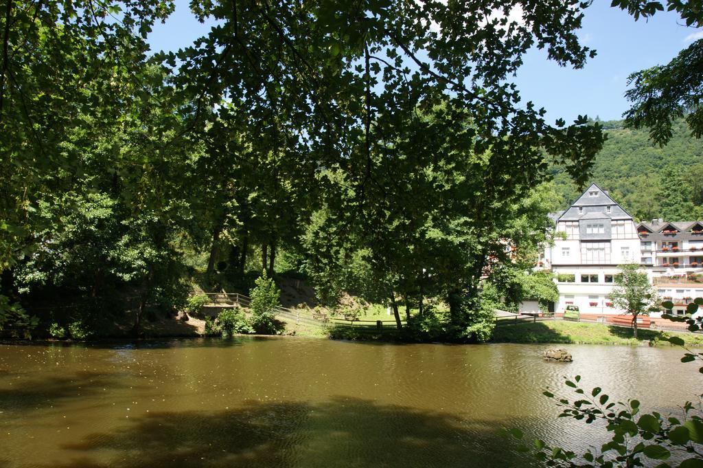 Bertricher Hof Hotel Garni Бад Бертрих Екстериор снимка