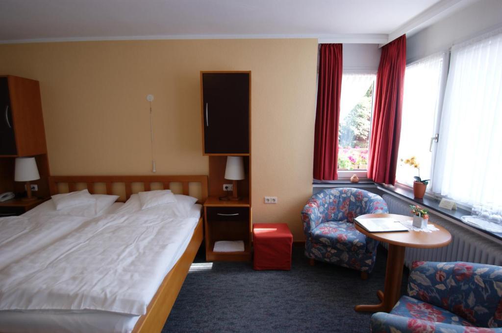 Bertricher Hof Hotel Garni Бад Бертрих Стая снимка