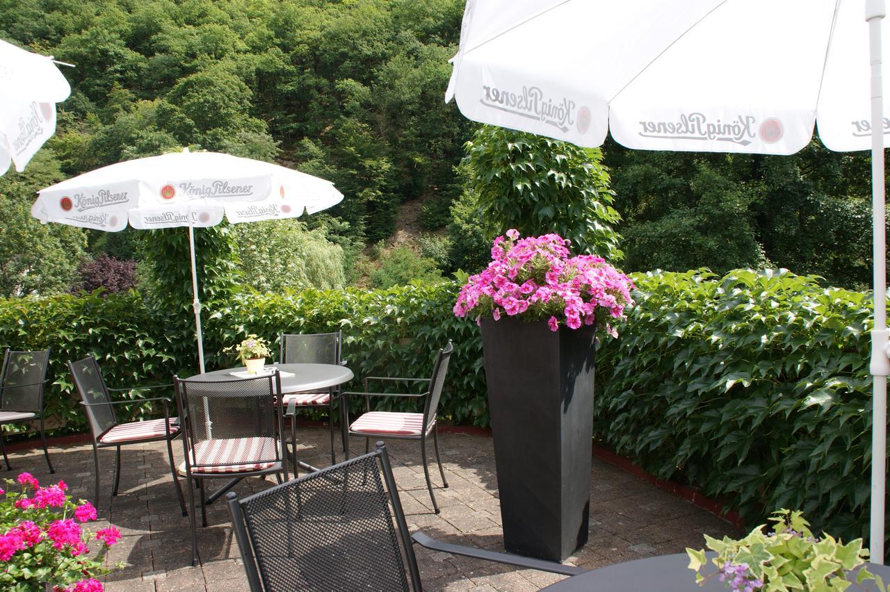 Bertricher Hof Hotel Garni Бад Бертрих Екстериор снимка